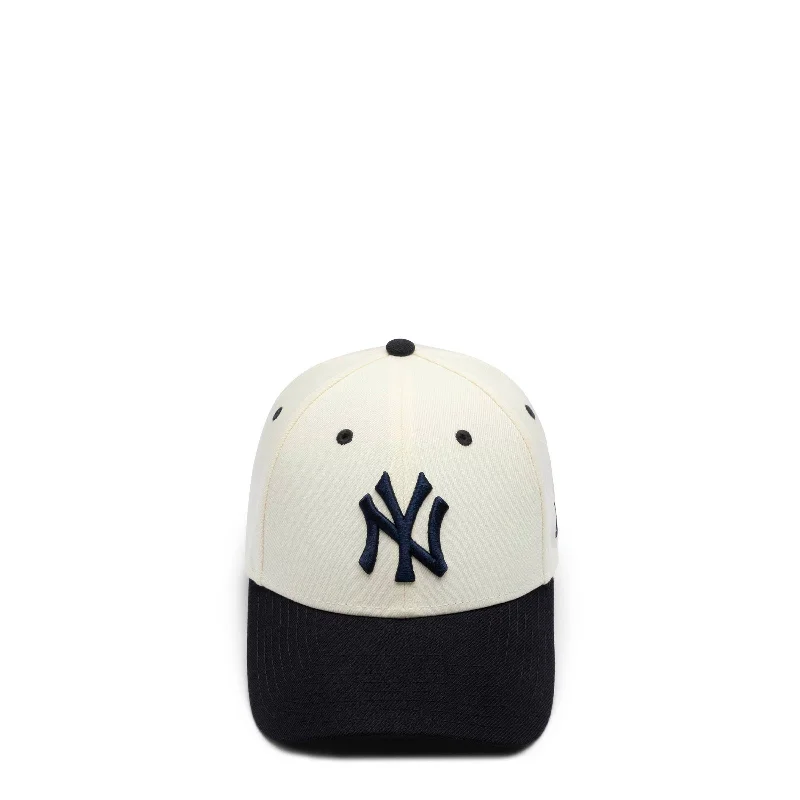 Earflap Hat-9FORTY WOOL VISOR NEW YORK YANKEES ADJUSTABLE CAP