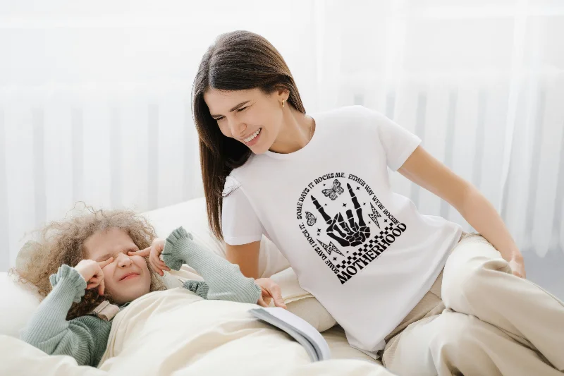 Lightweight T-Shirt-Rockin' Motherhood Tee